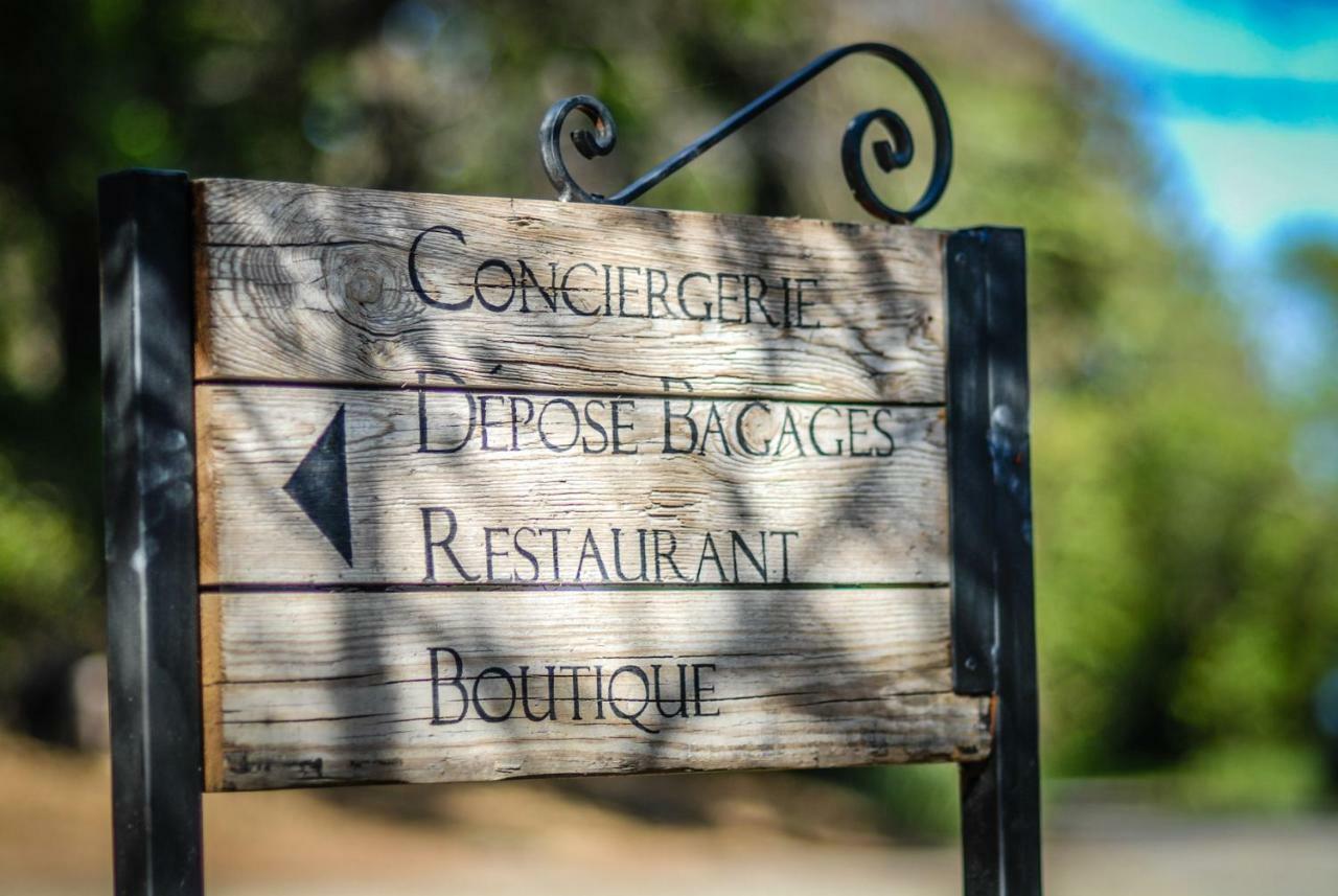 Hotel Chateau Les Carrasses